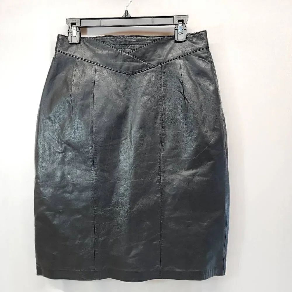 Jacqueline Ferrar Size 12 Vintage Black Leathet Pencil Skirt P10